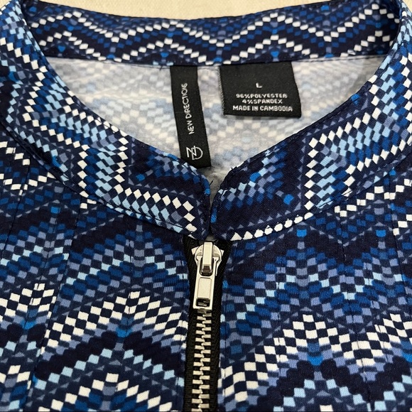 New Directions Blue & White Geometric Chevron Sleeveless Top, SzL - Picture 4 of 15